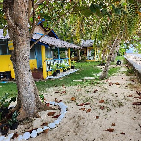 Islanders Paradise Beach Larena Ngoại thất bức ảnh